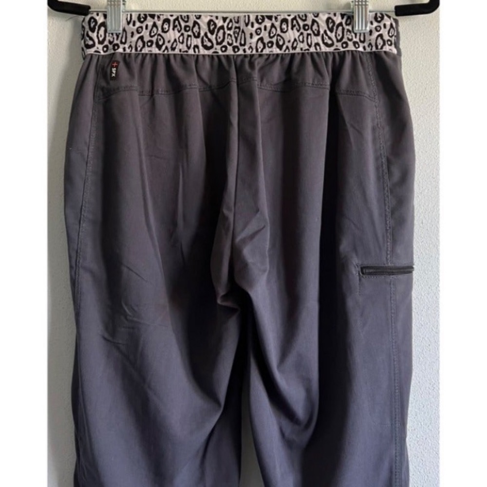 Greys Anatomy scrubs leopard